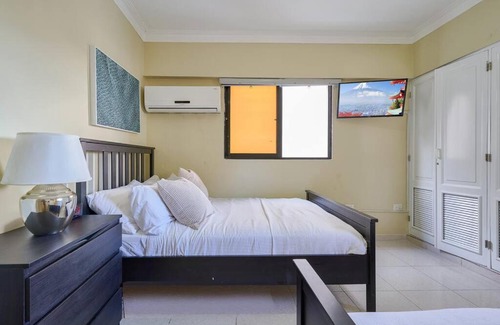 Evaristo Morales Apartment | Escape 4BR Penthouse Close to Blue Mall with Private Rooftop OutdoorTerrace
