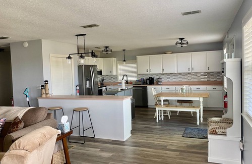 Alligator Point Cottage | Escape and Relax at Serenity Bay