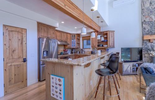 Steamboat Springs Ski Chalet | Escape Chalet - Family and Pet-friendly Steamboat Chalet