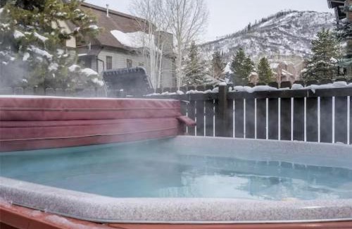 Steamboat Springs Ski Chalet | Escape Chalet - Family and Pet-friendly Steamboat Chalet
