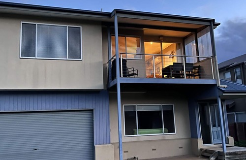 Smiths Beach House | Escape@EIGHT - Smiths Beach