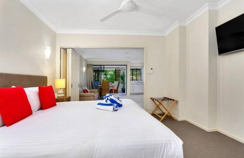 Port Douglas Apartment | Escape for Two - A Boutique Tropical Treasure