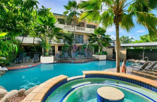 Port Douglas Apartment | Escape for Two - A Boutique Tropical Treasure