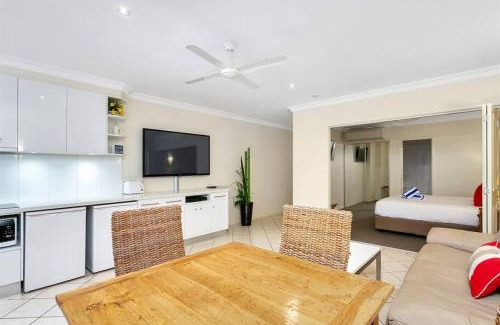 Port Douglas Apartment | Escape for Two - A Boutique Tropical Treasure