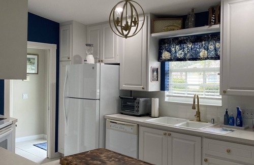 Hobe Sound Villa | Escape the cold and snow and spend the winter season in Florida!
