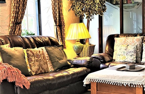 Dorchester House | escape the ordinary - private self catered group holiday stay
