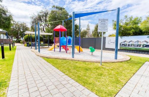Broadwater House | Escape to 57 at Cape View Resort