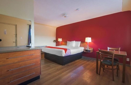 North Lima Hotel | Escape to Boardman Park with Pet Access and Parking Included