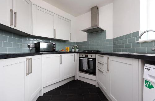 Severn Beach Apartment | Escape to Comfort 3BR