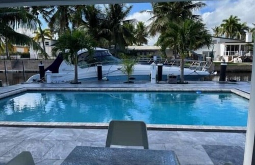 Lauderdale Isles House | Escape To Elegancen