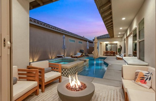 La Quinta House | Escape to Paradise in New PGA West Villa w private pool