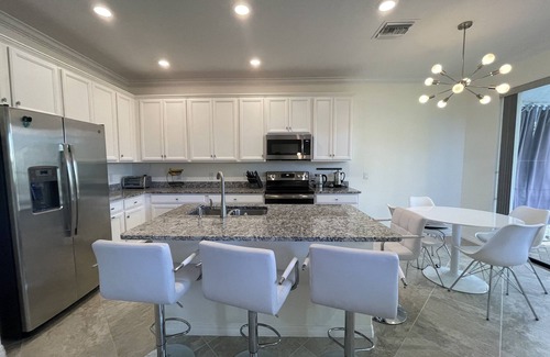 Naples House | Escape to paradise with the beautiful home in Naples, Fl available min 3 months.
