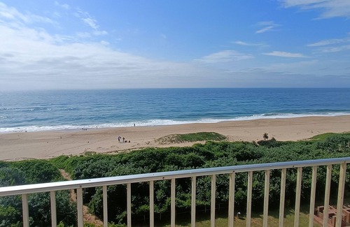 Amanzimtoti Apartment | Escape to Paradise at in Amanzimtoti