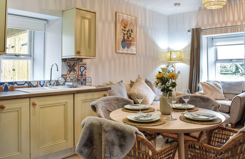 Perth Cottage | Escape to tranquility in our charming 2-bed cottage in Woodhead of Mailer.