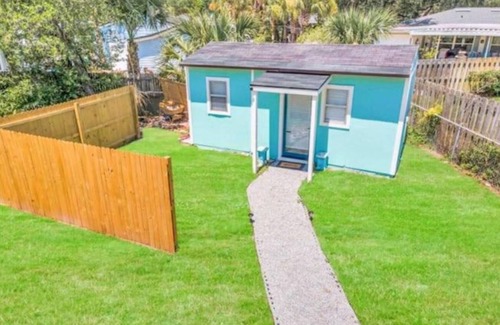 Jacksonville Beach House | Escape to the ultimate beach vacation at The Palm Tree Bliss Beach Bungalow!