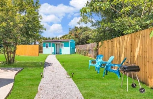 Jacksonville Beach House | Escape to the ultimate beach vacation at The Palm Tree Bliss Beach Bungalow!