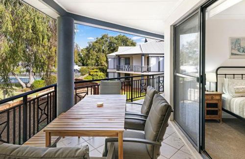 Broadwater Villa | Escape to the Cape Villa 15