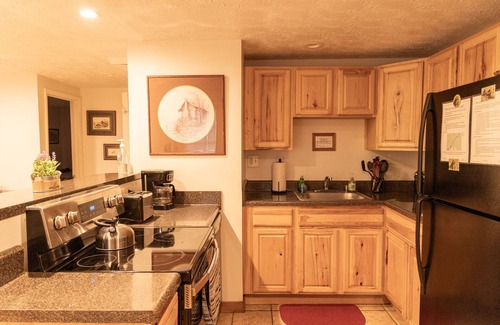 Luray Cabin | Escape to the Shenandoah River and Relax