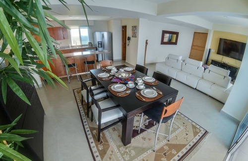 Zona Hotelera Norte Condo | Escape to this amazing Beachfront condo at Peninsula Grand Cozumel!