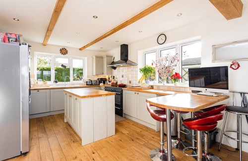 Hassocks Apartment | Escape to this spacious four-bedroom retreat