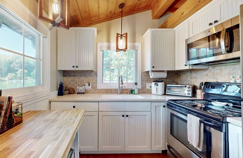 Sunset Cove Apartment | Escape to Tranquility: Cozy Cabin Retreat with Dock & Outdoor Living