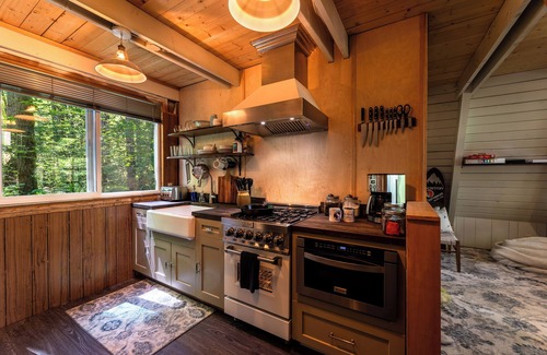 Skykomish Cabin | Escape to Tye Haus - Your Cozy Pacific Northwest Getaway!