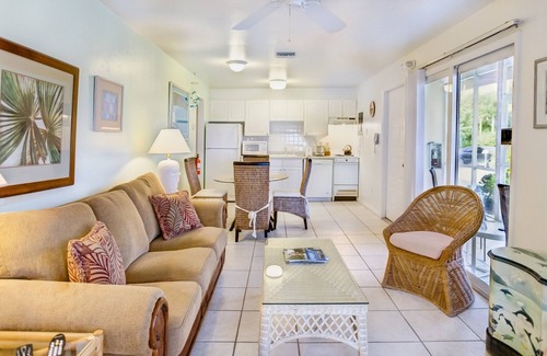 Sanibel Condo | Escape to your own West Gulf beach cottage !