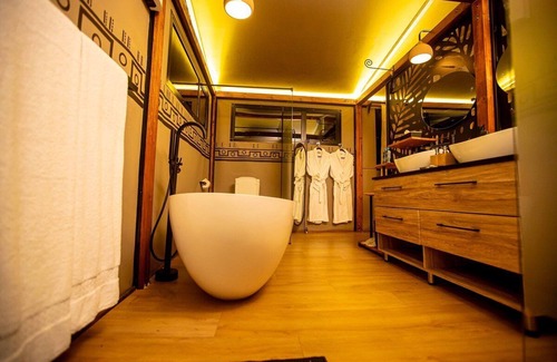 Ikoma Cabin | Escarpment Luxury Camp Serengeti
