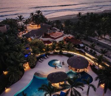 Ixtapa - Zihuatanejo Apartment | Escondite playa blanca