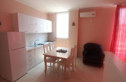 Sakës Apartment | Esil Apartment Shëngjin