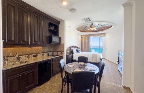Puerto Penasco Hotel | Esmeralda Beach Resort