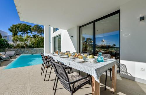 La Sabatera Villa | Esmeralda - By Almarina Villas