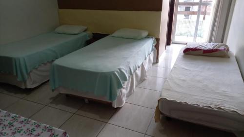 Fazenda Rio Grande Apartment | Espaço Verona apartamento triplo com 3 camas de solteiro