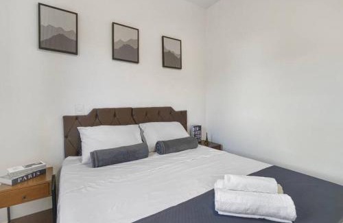 Campos do Jordao Apartment | Espaçoso Lareira Elétrica 2 quartos Decorado