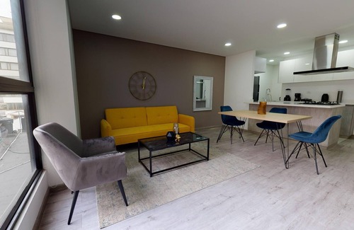 Chico Norte III Apartment | Espacioso Apartamento en Bogota de 2 Habitaciones