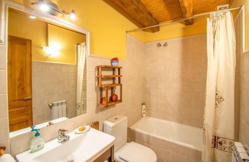 Saragueta Apartment | Espacioso apartamento en el Pirineo Navarro
