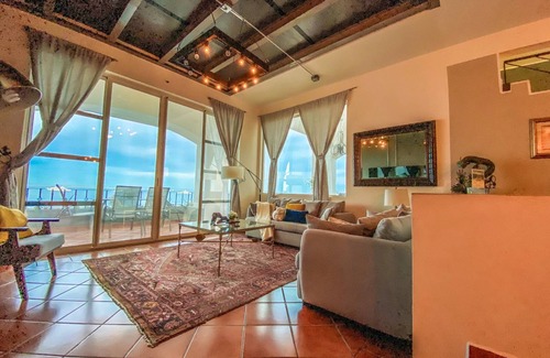 La Paz Condo | Espacioso Pent-house en la playa con vista espectacular a la Bahía de La Paz !