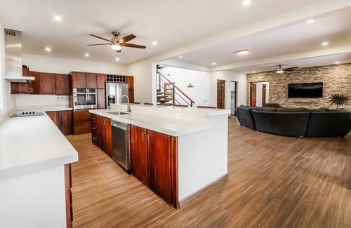Canton Parrita Villa | Espectacular villa con 3 habitaciones y 3 baños