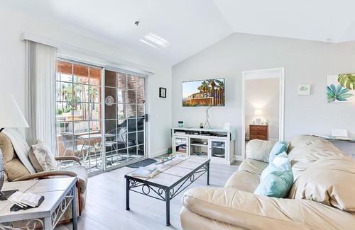 Palm Springs Apartment | Esprit Vacation Condo