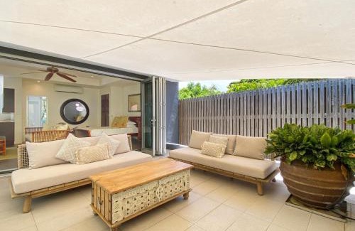 Horseshoe Bay House | Essence Beachfront Retreat