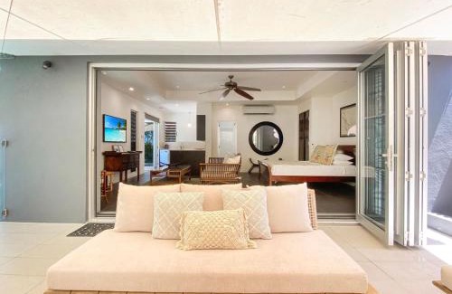 Horseshoe Bay House | Essence Beachfront Retreat