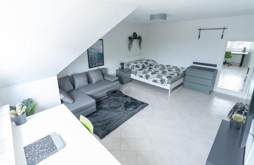 Huttrop Apartment | Essens Grüne Mitte !Zentral, Grün und Heimisch! Free Parking, Free Netflix