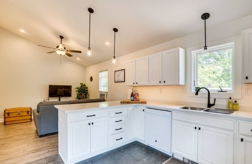 Essex Junction Apartment | Essex Junction Home - 6 Mi to Lake Champlain!