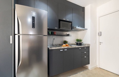 Pinheiros Apartment | Estúdio Moderno com AC e Rooftop