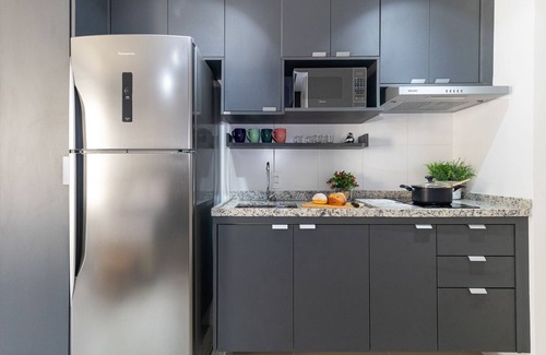 Pinheiros Apartment | Estúdio Moderno com AC e Rooftop