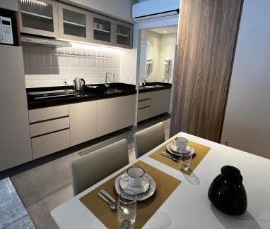 Azenha Apartment | Estúdio novo, com garagem, em ótima localização!