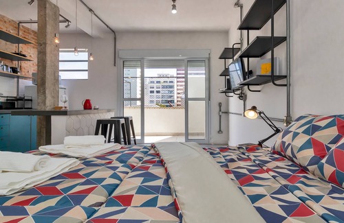 Vila Buarque Apartment | Estúdio novo com varanda Ap704 V Buarque