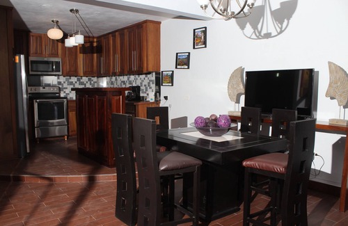 Puerto Vallarta House | ESTA CASA ESTA UBICADA A 5 MINITOS DEL AEROPUERTO Y A 10 MIN. DE PUERTO VALLARTA