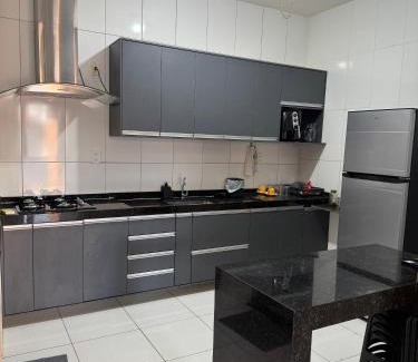 Castanheiras House | Estadia perfeita para viajantes e trabalhadores e familias em temporadas