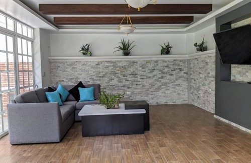 Puebla House | Estancia Boutique O